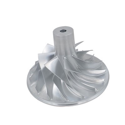 Lopatka parní turbíny ze slitiny niklu